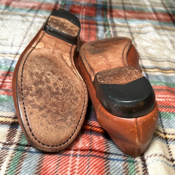 Cole Haan Soft Leather Women’s Loafer Tassel size 6 1/2 B Brown Cognac - Picture 12 of 16